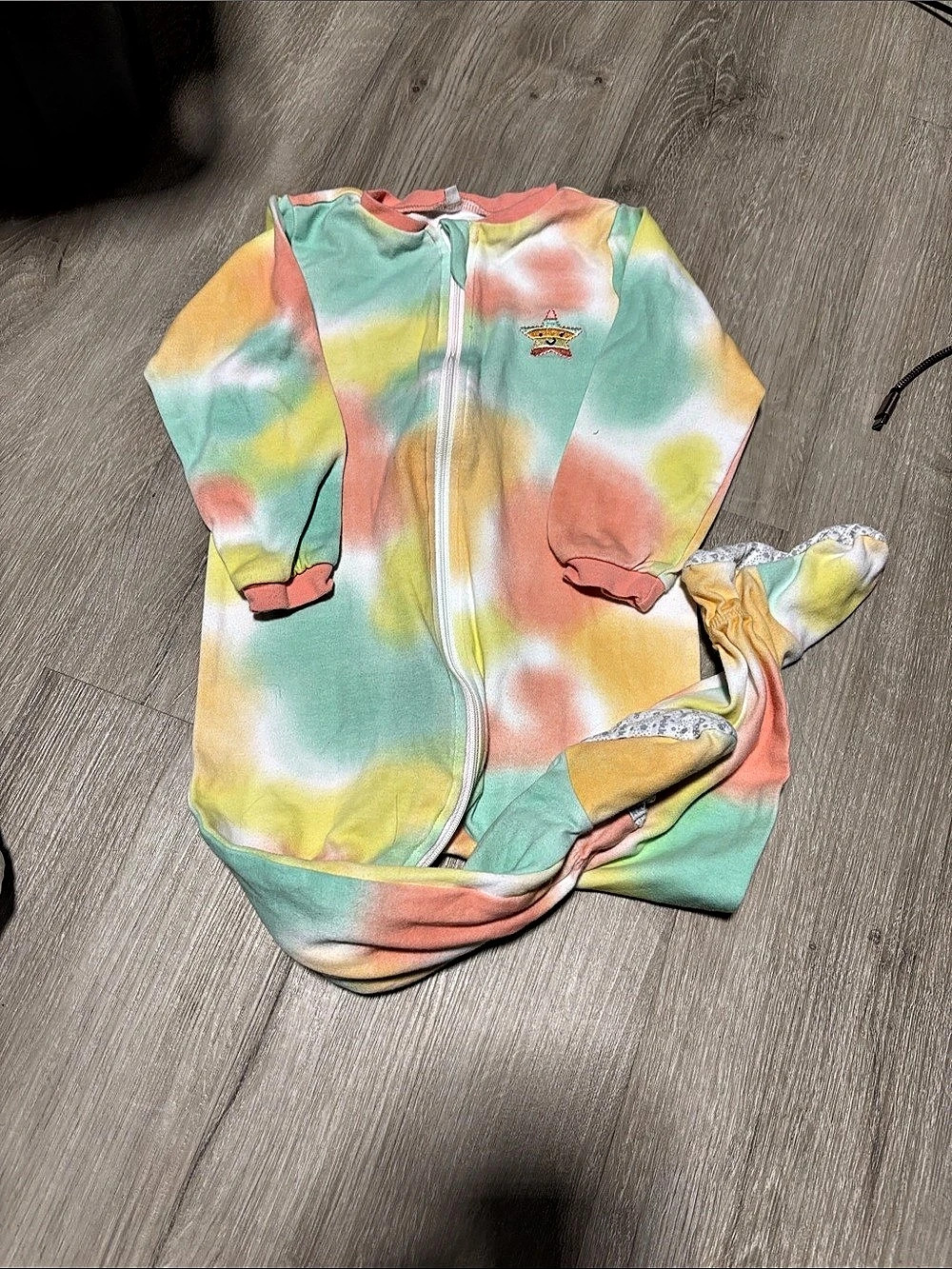 Pekkle Tie-Dye Footie Baby Size 24M Like New